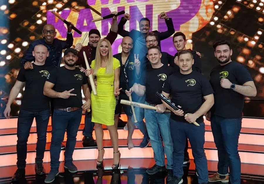 Kerim Duygu und Team bei TV-Show